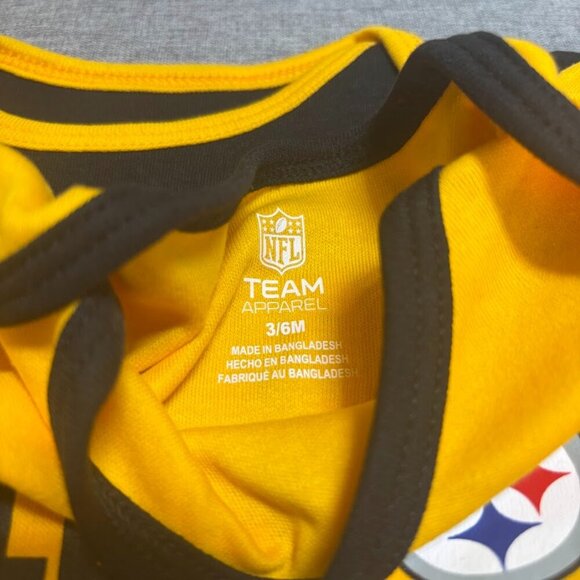 NFL Pittsburgh Steeles Infant Girls' 3pk Bodysuits, 3 - 6 Months - Picture 2 of 6